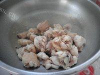 家常菜芋头烧鸡块做法图解5)