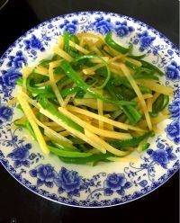 家常菜尖椒土豆丝