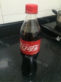 质嫩爽口的可乐鸡翅做法图解2)