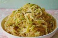 家常白菜炒粉条