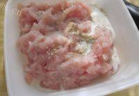 「首发」金针菇炒肉做法图解1)