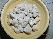 家常菜糖醋豆腐丁做法图解1)