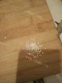 好吃的贝母蒸雪梨做法图解3)