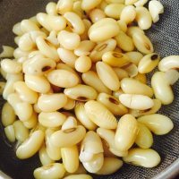口感丰富的凉拌黄豆做法图解3)