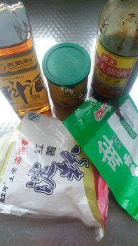 美美厨房之京酱肉丝做法图解2)