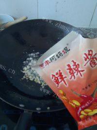 家常菜蒜泥油麦菜做法图解4)