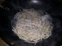 口感好的葱油拌面做法图解1)