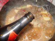 家常菜豆腐炖鱼做法图解10)