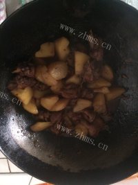 美味红烧鸡腿土豆做法图解8)
