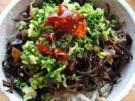 DIY酸辣绿豆芽做法图解5)