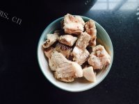好吃的虫草花排骨煲做法图解1)