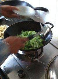 清炒生菜做法图解6)