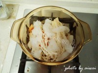 美味的泡菜锅做法图解6)
