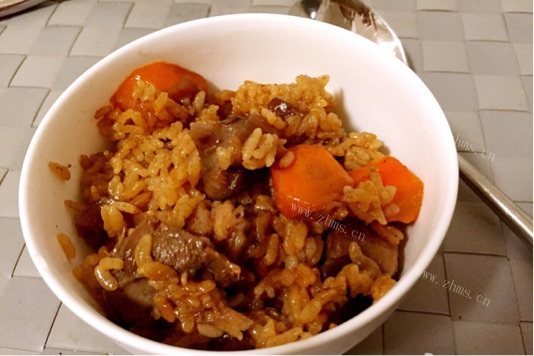 营养丰富的羊肉手抓饭