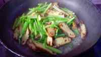 家常菜芹菜炒豆干