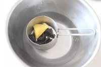 回味无穷的黑森林蛋糕做法图解7)
