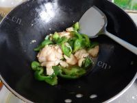喷香菜椒炒鱼片做法图解14)