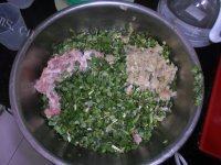 美味的韭菜肉包子做法图解3)