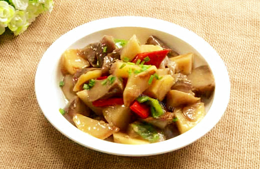 美味的茄子炖土豆