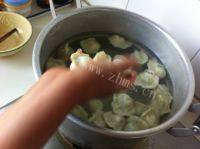 易做的三鲜水饺做法图解29)