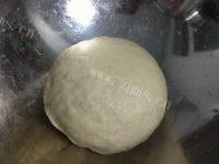 自己做的椒盐油酥烧饼做法图解2)