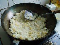 口感极佳的美味蛋炒饭做法图解10)