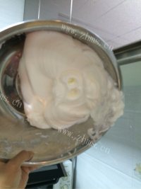 诱人的八寸戚风蛋糕做法图解14)