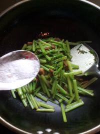 自制芹菜炒肉
