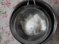 美味的奶香鲷鱼烧做法图解4)