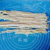 DIY鸡丝凉面做法图解5)