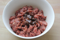 自制门钉肉饼做法图解5)