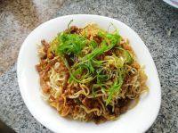 营养丰富的肉丝炒面
