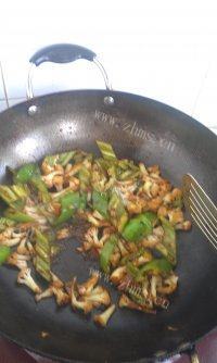 家常青椒菜花