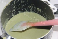 美食抹茶巴巴露佐香草奶冻做法图解30)