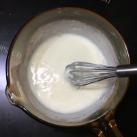 脆皮炸鲜奶做法图解6)