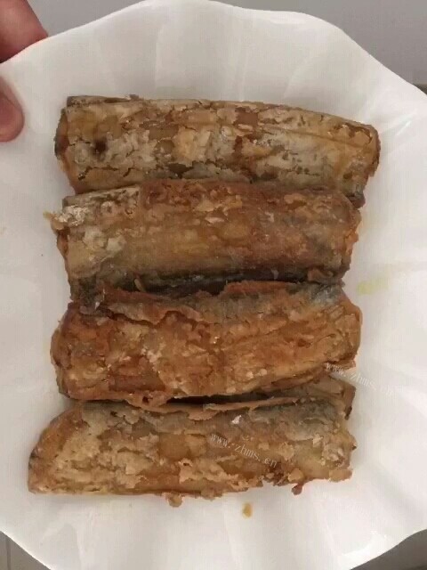 营养丰富的香煎带鱼