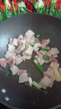 家常菜西葫芦炒肉片做法图解3)