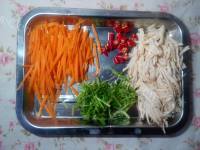美味的腐竹拌鸡丝做法图解6)