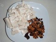 美味的菇香豆腐做法图解2)