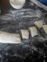 美味猪肉芸豆大包子做法图解9)