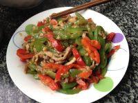 家常菜彩椒炒肉丝