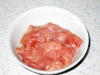 家常菜肉片杏鲍菇做法图解2)
