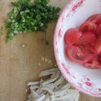 自制番茄酸汤面的做法图解四