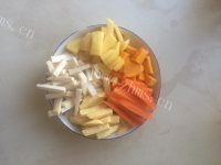 珍馐美味的三汁焖锅做法图解1)