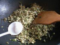 家常菜炒绿豆芽