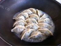 自己做的生煎饺子做法图解6)