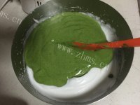 家常抹茶酸奶圣诞树蛋糕做法图解9)