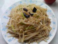 家常菜酸辣土豆丝