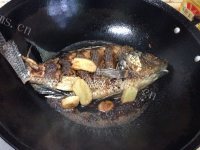 美味的红烧青鲷鱼做法图解4)
