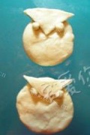 自制猫头鹰情侣面包做法图解4)